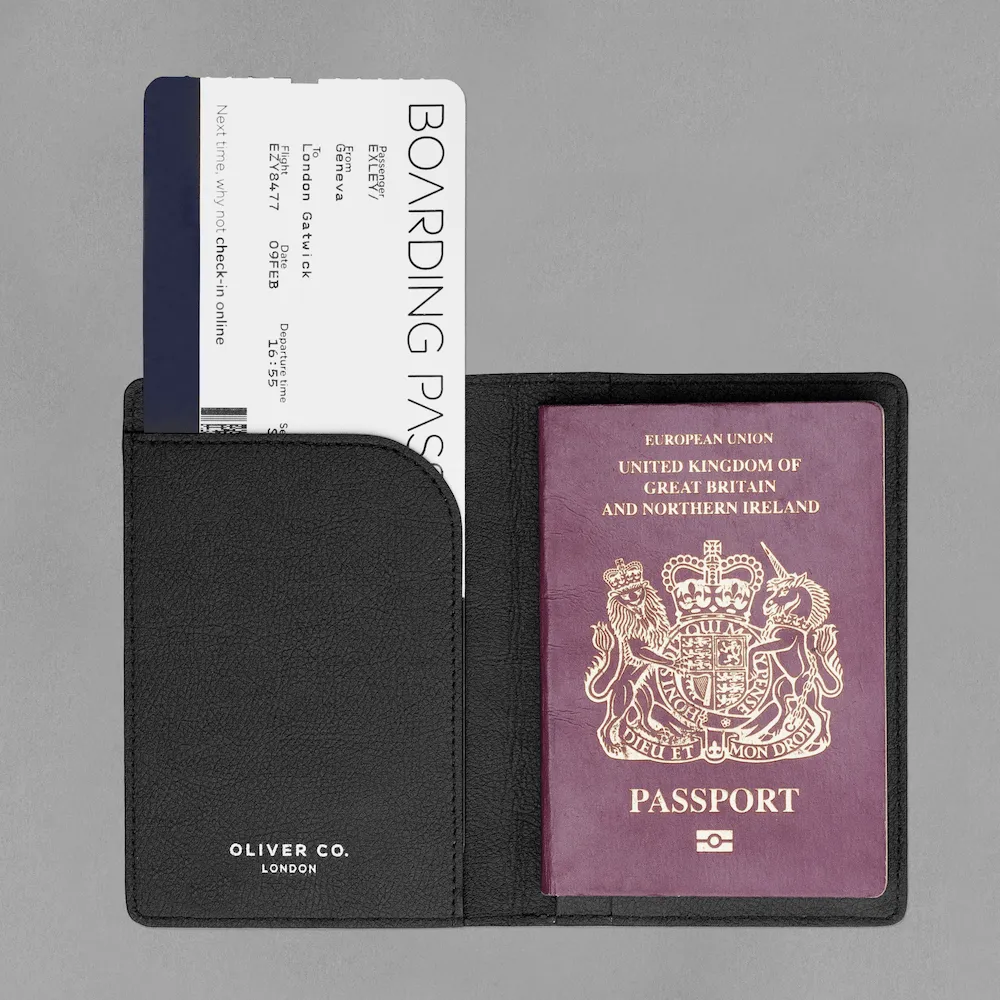 Bramley Apple Leather & Wood Leather Vegan Passport Holder | Black