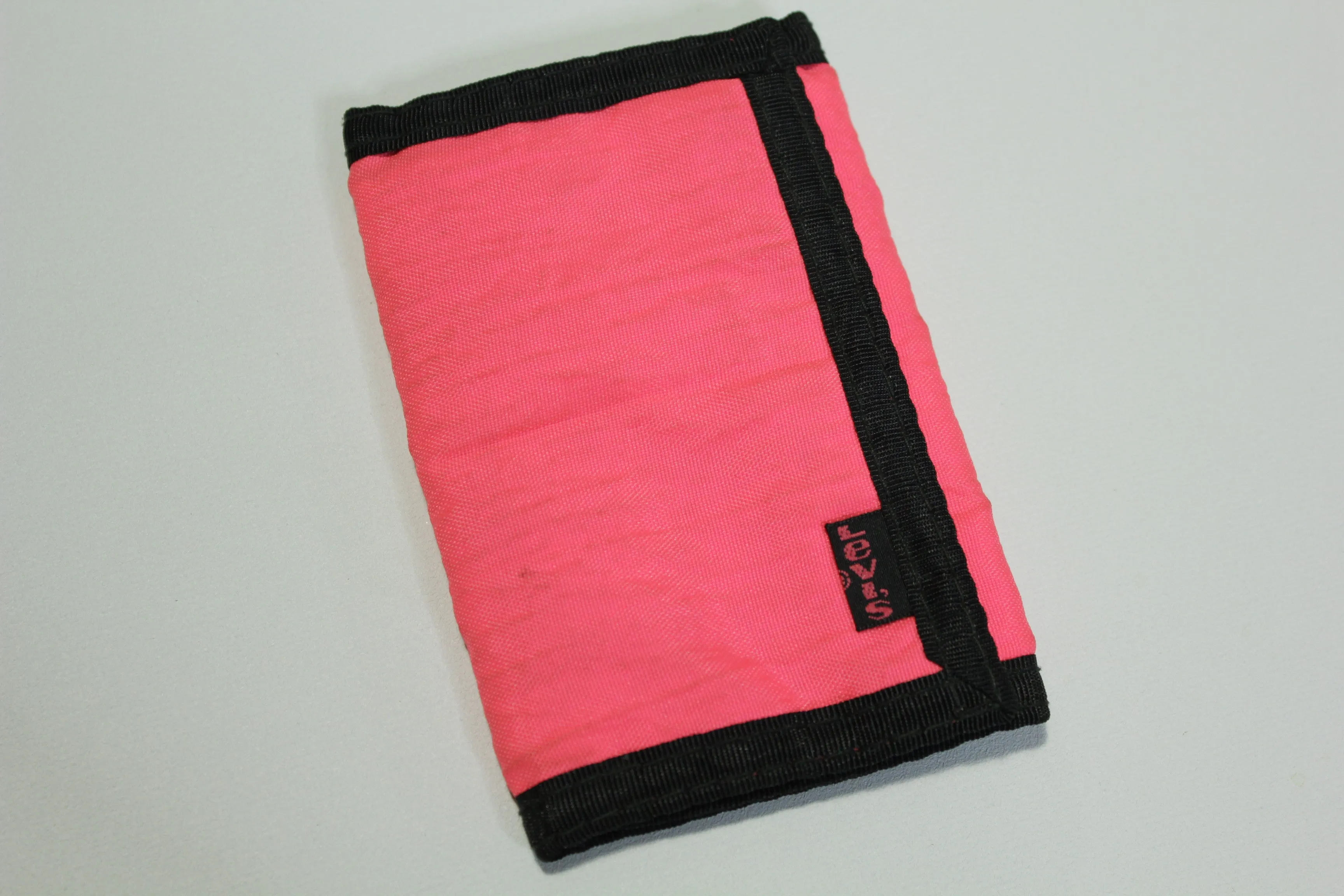 Levi's Vintage Trifold Wallet 1980’s Hot Pink Flourescent Velcro Hook & Loop Billfold